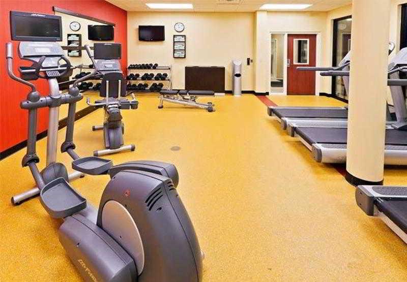 Готель Courtyard By Marriott Tulsa Woodland Hills Екстер'єр фото