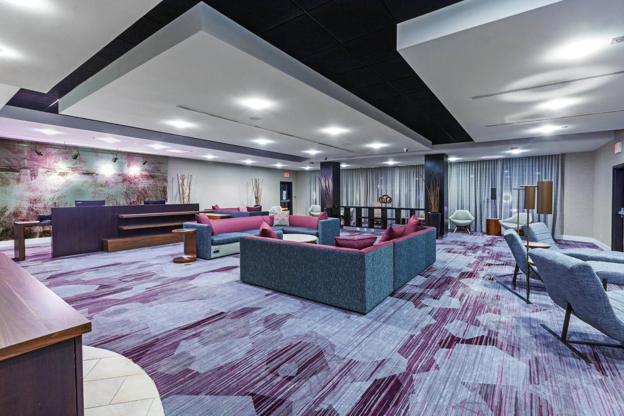 Готель Courtyard By Marriott Tulsa Woodland Hills Екстер'єр фото