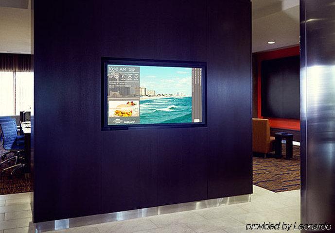 Готель Courtyard By Marriott Tulsa Woodland Hills Екстер'єр фото